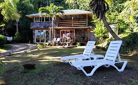 Manta Lodge avec 4x4 PleineNature BordLagon